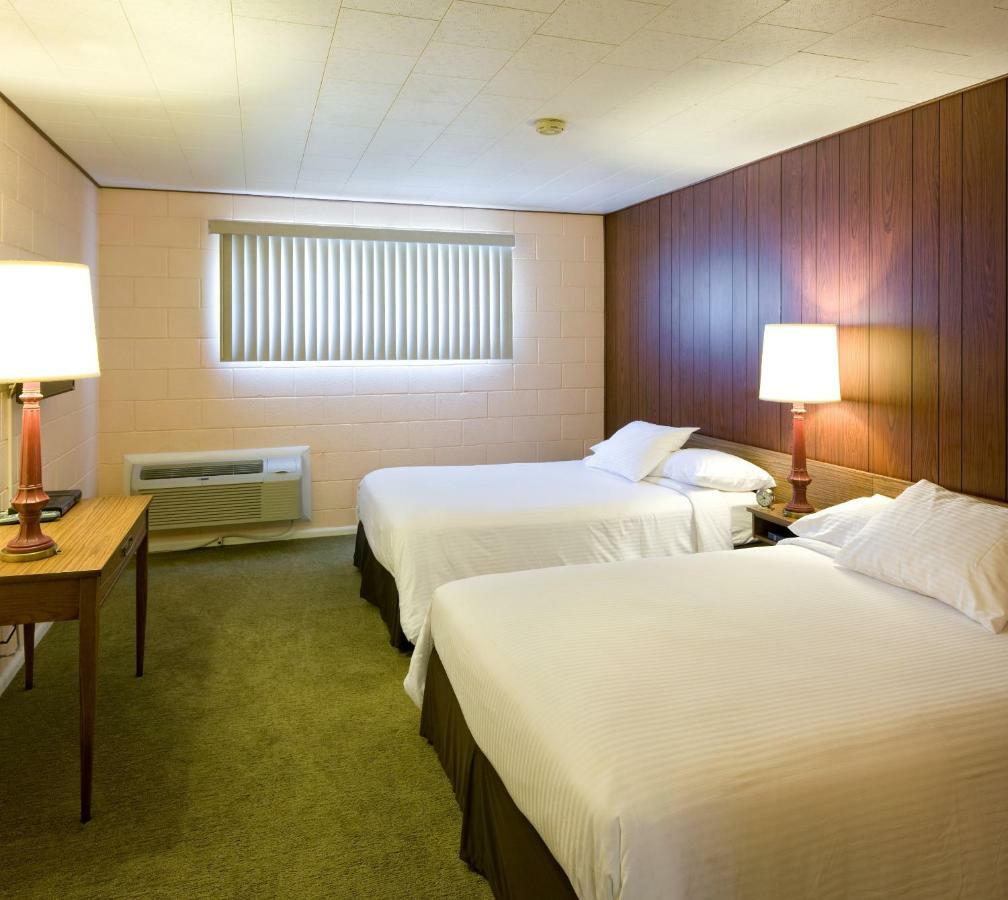 Sunset Motel Moriarty Bagian luar foto